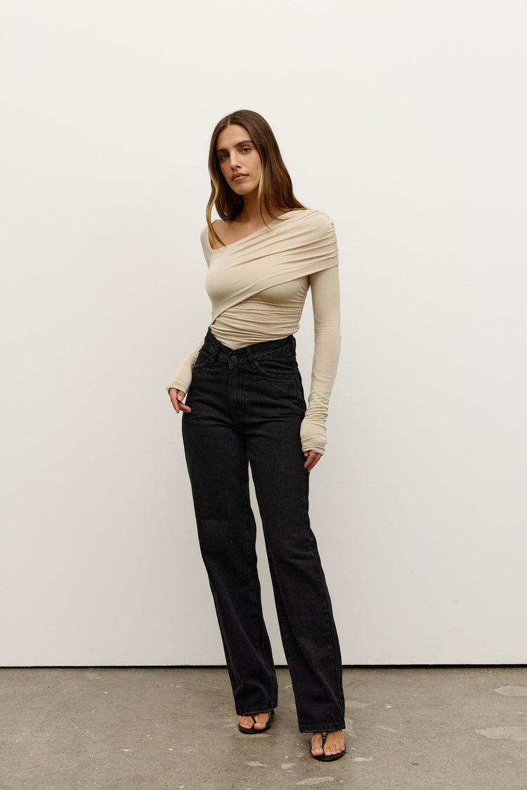 YANI TOP - ALMOND
