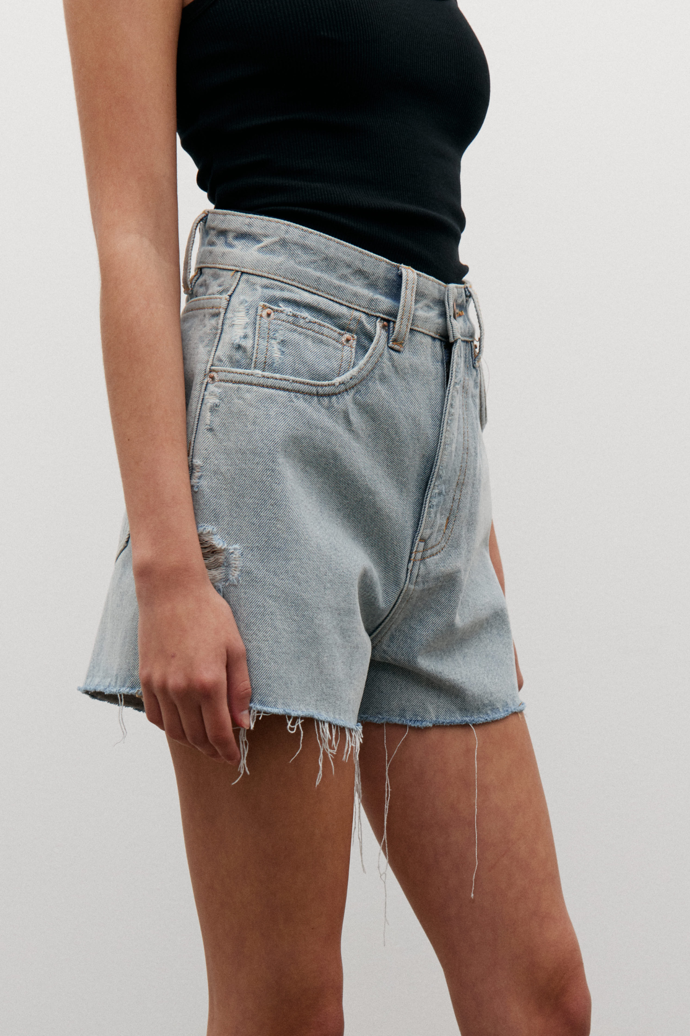 MALIBU DENIM SHORT - STONE BLUE